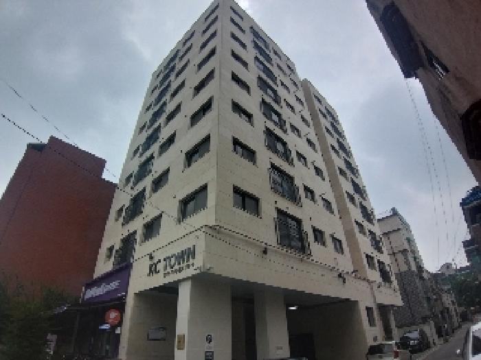 2025타경10463 다세대연립 · 서울특별시 강서구 화곡동 372-73 케이씨타운 제9층 제902호