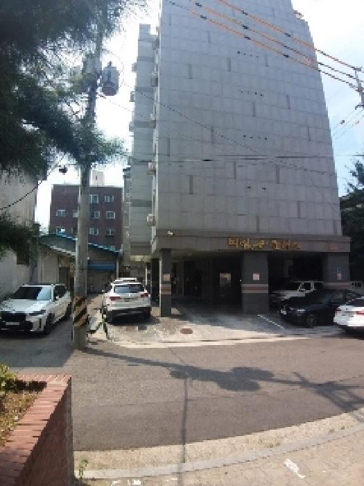 2025타경10720 상가근린 · 서울특별시 영등포구 문래동5가 20-10 미림에이클래스 제7층 제702호