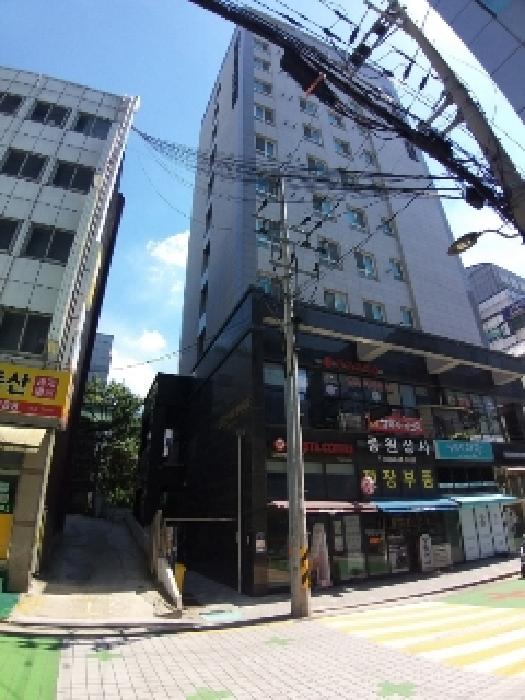 2025타경11079 다세대연립 · 서울특별시 영등포구 영등포동2가 94-129 경동미르웰여의도 제10층 제1010호