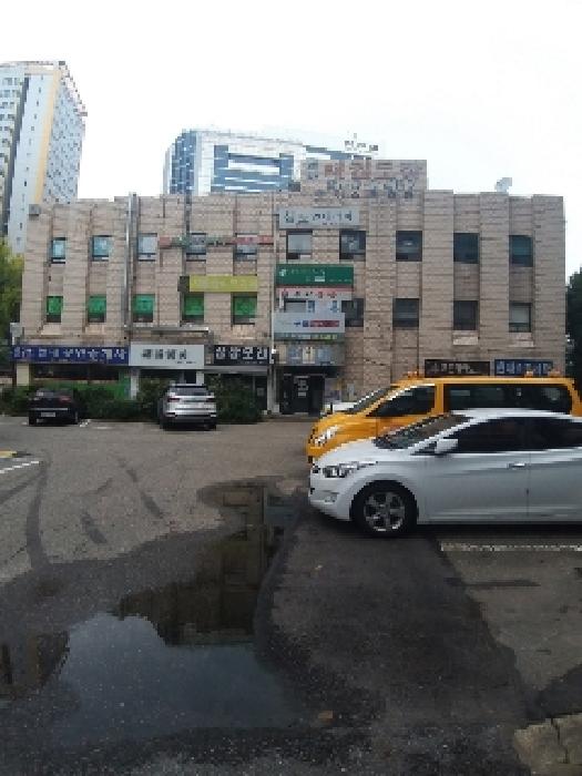 2025타경11851 상가근린 · 서울특별시 구로구 구로동 74-30 현대상가동 제1층 제12호