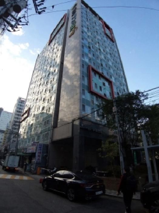 2025타경12155 아파트 · 서울특별시 금천구 가산동 141-2 가산양우내안애애플 제17층 제1713호