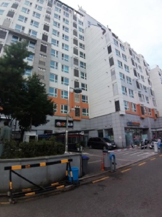 2025타경12571 상가근린 · 서울특별시 영등포구 대림동 717 대림동쌍용플래티넘-에스 제4층 제407호