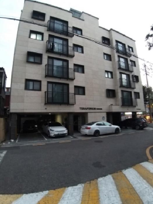 2025타경12838 다세대연립 · 서울특별시 금천구 시흥동 820-17 테라리움 제5층 제504호