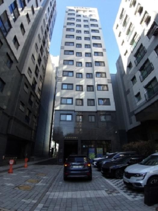 2025타경13670 상가근린 · 서울특별시 영등포구 양평동6가 2-2 정현파라베나 제5층 제504호