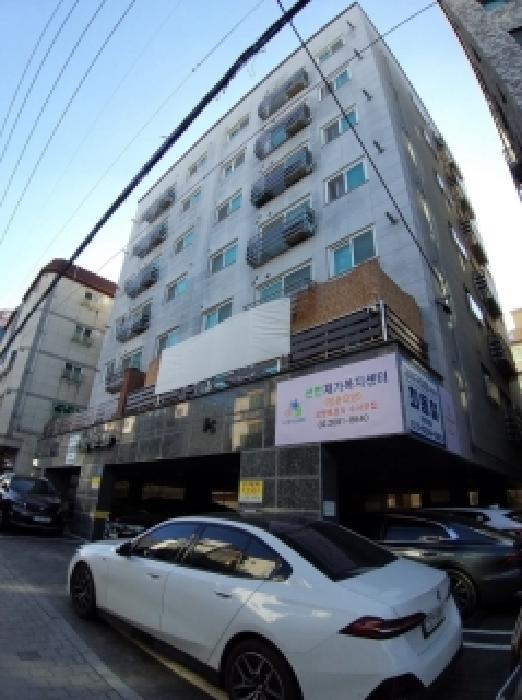 2025타경14203 다세대연립 · 서울특별시 강서구 화곡동 421-17 우솔아트빌 제3층 제301호