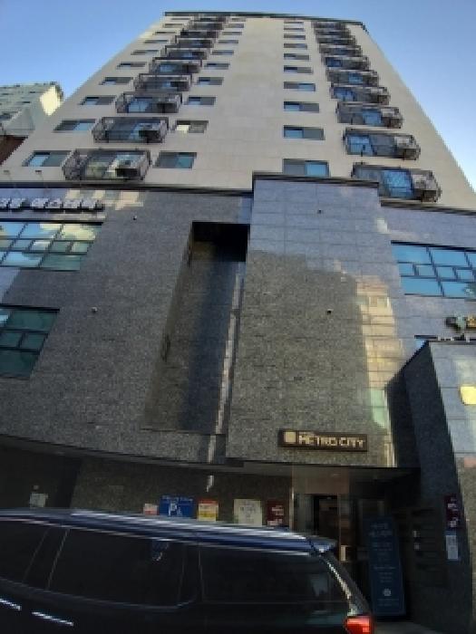 2025타경14228 상가근린 · 서울특별시 영등포구 영등포동3가 17 다솔메트로시티 제6층 제601호