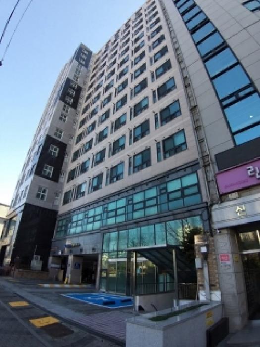 2025타경788 상가근린 · 서울특별시 영등포구 신길동 449-20 콘펠리체 제8층 제802호