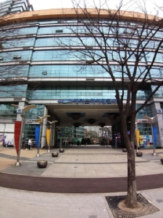 2025타경813 공장 · 서울특별시 영등포구 문래동3가 55-20 에이스하이테크시티 제13층 제1-1305호