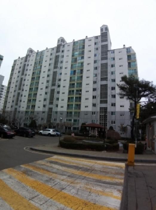 2026타경23 아파트 · 서울특별시 강서구 마곡동 1467 마곡우림필유아파트 제102동 제1층 제108호