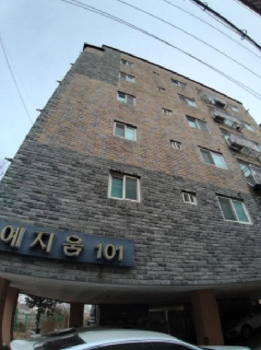 2026타경3319 다세대연립 · 서울특별시 강서구 등촌동 365-7 예지움 제101동 제2층 제203호
