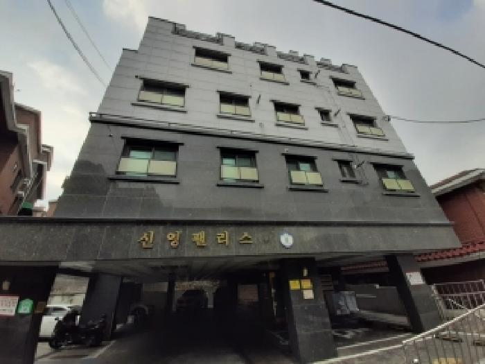 2026타경3481 다세대연립 · 서울특별시 금천구 독산동 378-404 신영팰리스 제2층 제205호