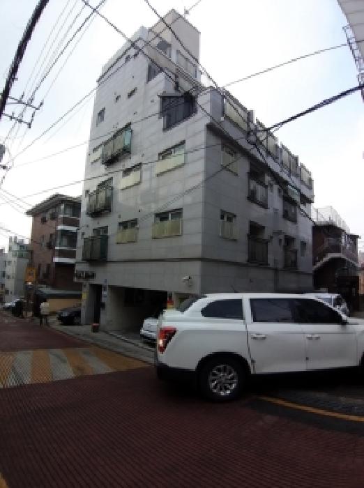 2026타경3601 다세대연립 · 서울특별시 강서구 화곡동 869-35 와이앤비 제3층 제304호