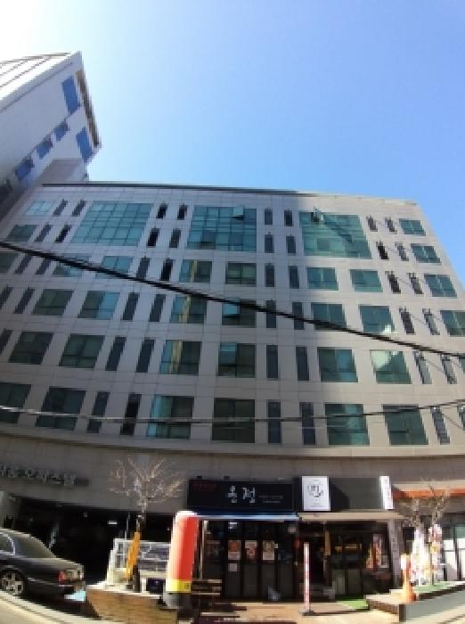 2026타경3703 상가근린 · 서울특별시 강서구 염창동 283-2 팔레시움 제2층 제202호