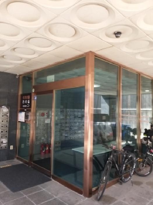 2026타경3933 상가근린 · 서울특별시 영등포구 영등포동2가 28-117 이지리움에스 제2층 제208호