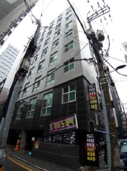 2026타경4447 상가근린 · 서울특별시 강서구 화곡동 937-12 미리내오피스텔 제4층 제402호