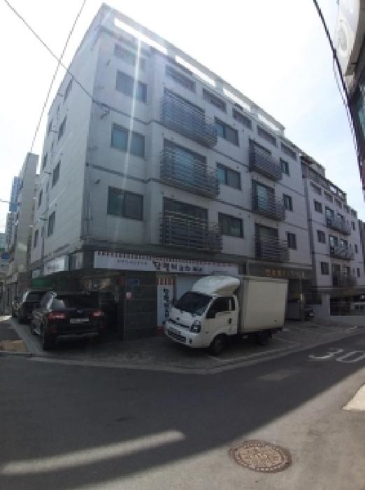 2026타경4668 다세대연립 · 서울특별시 강서구 화곡동 372-18 신영베르디움에이 제4층 제401호