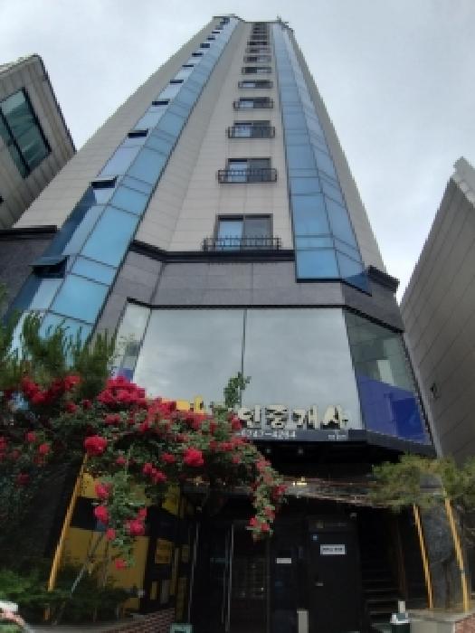 2026타경5099 상가근린 · 서울특별시 영등포구 영등포동6가 22-1 부자빌딩 제1동 제10층 제1007호