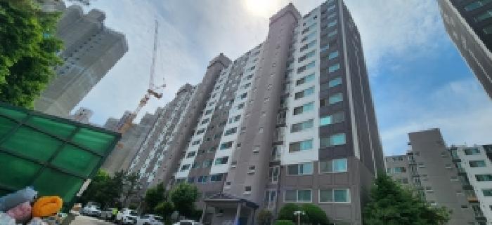 2026타경70987 아파트 · 경기도 양주시 백석읍 복지리 290 동화은하수큰마을제1지구장미마을아파트 104동 1층 102호