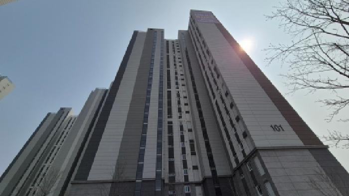 2026타경96 아파트 · 경기도 포천시 군내면 용정리 475-1 포천용정대광로제비앙 101동 15층1504호