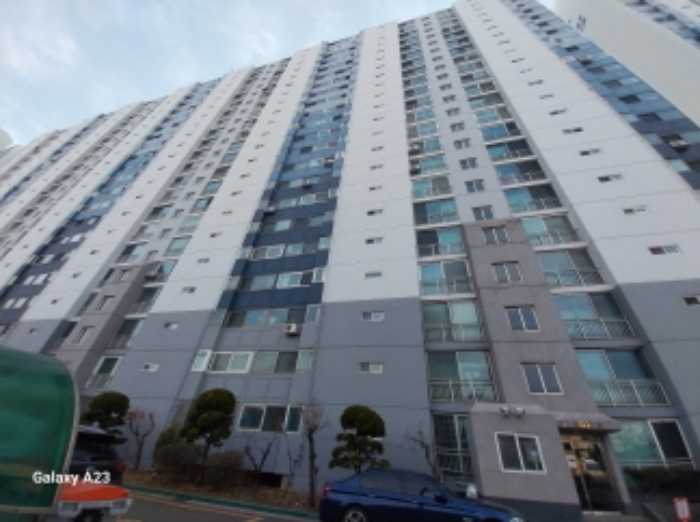 2024타경432 아파트 · 서울특별시 용산구 이촌로2가길 122 102동 20층 2008호 (이촌동,대림아파트)