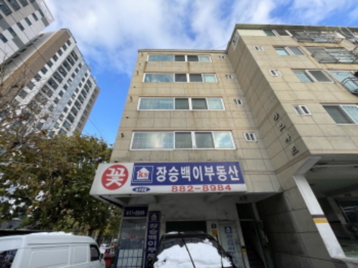 2024타경15362 다세대연립 · 인천광역시 미추홀구 경인로 70 에이동 2층201호 (숭의동,삼오아트)