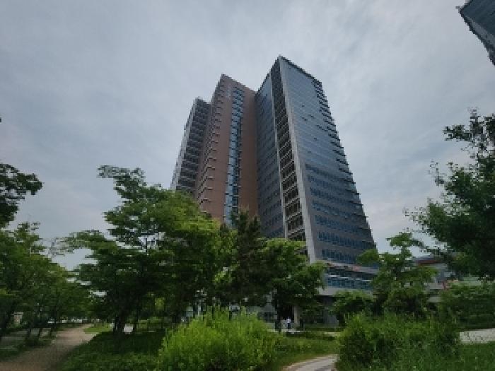 2025타경509106 공장 · 인천광역시 연수구 송도동 214 송도비알씨스마트밸리지식산업센터 이동 22층2207호