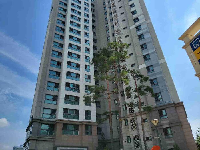 2025타경57034 아파트 · 경기도 화성시 새솔동 송산그린시티이에이에이4블록 송산신도시대방노블랜드리버스위트2차 205동 2