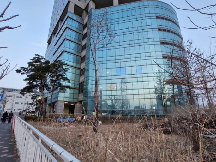 2025타경30965 아파트 · 경기도 양평군 양평읍 양근리 376-8 현대성우오스타코아루주상복합 25층2503호