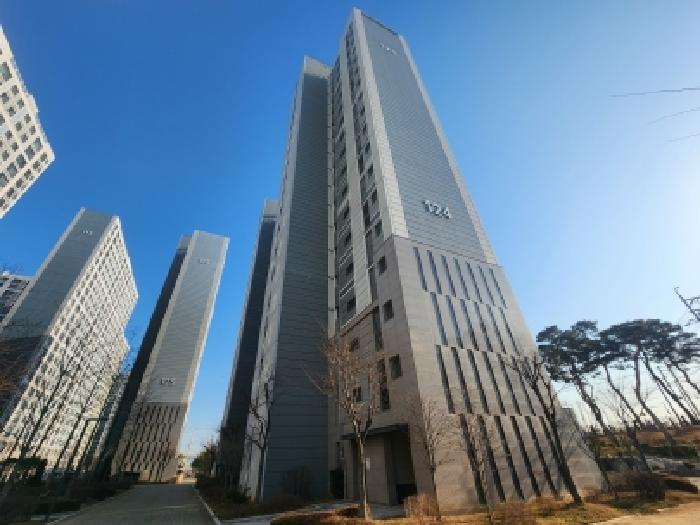 2025타경1004 아파트 · 경기도 평택시 고덕면 궁리 523 고덕하늘채시그니처 124동 17층1704호