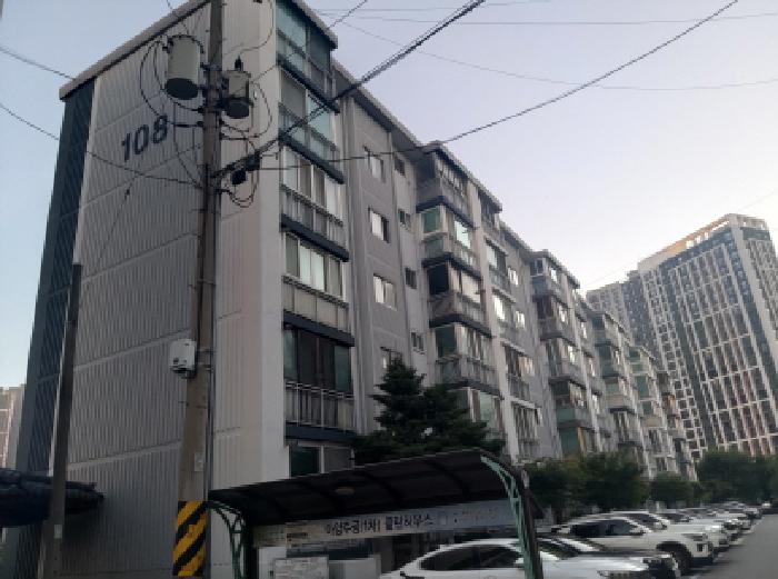 2025타경42227 아파트 · 경기도 안성시 아양동 300 아양주공아파트 108동 6층607호