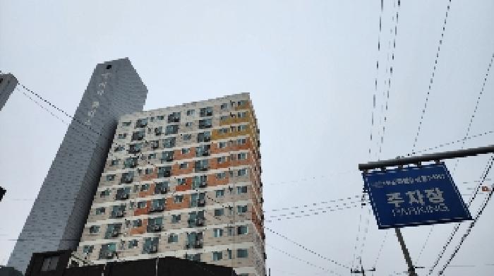 2025타경100806 상가근린 · 경기도 군포시 당동 778-12 8층 801호