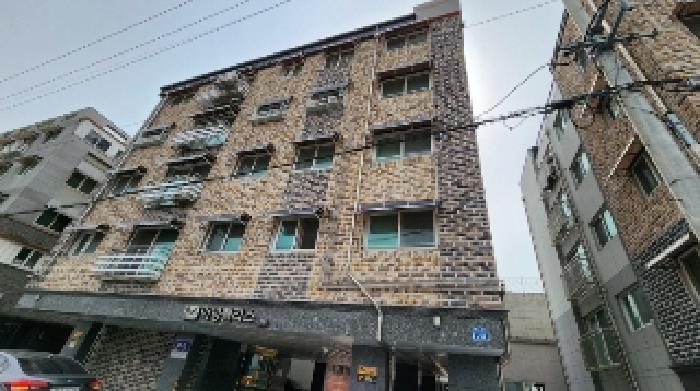 2025타경100981 다세대연립 · 경기도 안양시 만안구 안양동 859-14 미영팰리스 2층203호