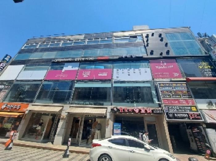 2025타경100993 상가근린 · 경기도 안양시 만안구 안양동 674-62 더존아카데미 3층332호