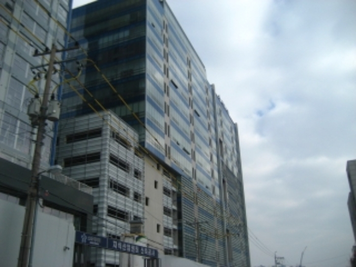 2023타경62461 공장 · 충청북도 청주시 흥덕구 직지대로436번길 76 3층327호 (송정동,직지스마트타워)