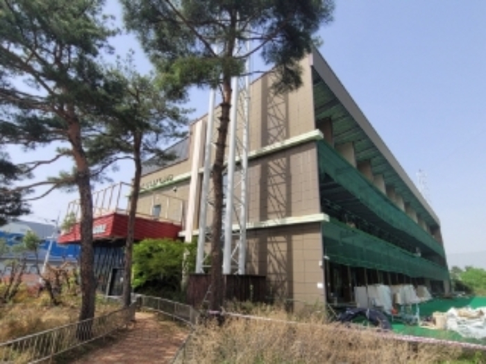 2024타경53877 · 충청북도 진천군 이월면 밤디길 136 (주1)