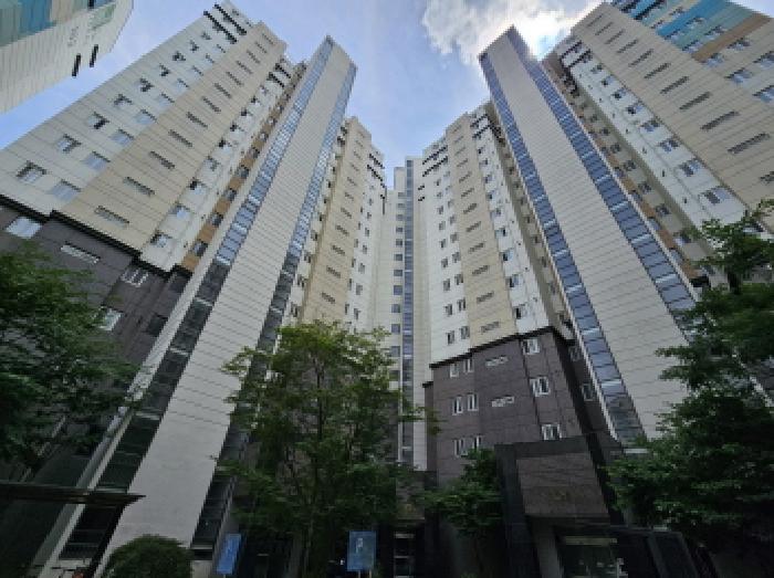2025타경30666 아파트 · 충청북도 충주시 중앙탑면 용전리 696 신우희가로아파트 104동 1층101호
