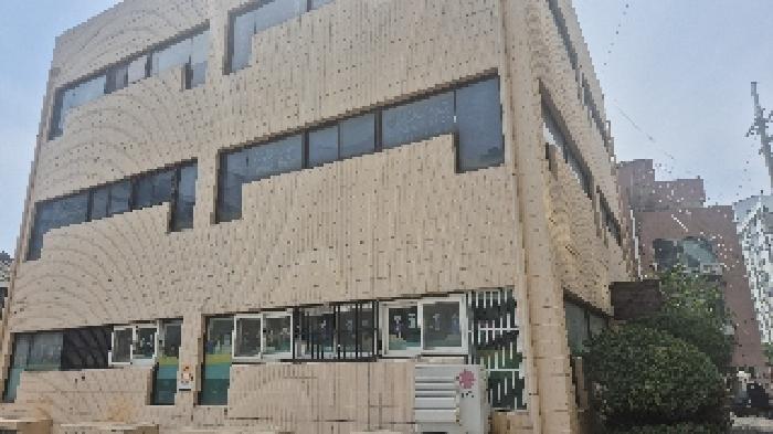 2025타경500 · 충청남도 천안시 서북구 성거읍 천흥리 425-1 성거백승아파트단지내상가 106동 3층301호