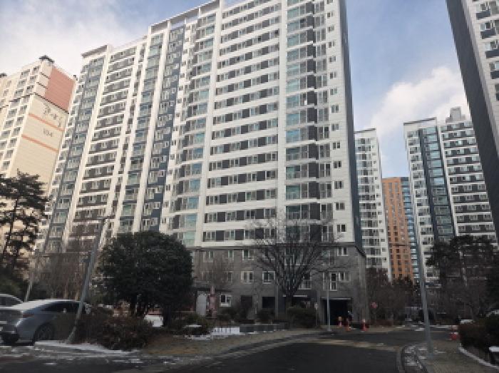 2025타경1301 아파트 · 경상북도 경산시 압량읍 신대리 482 경산우미린더포레스트 105동 2층201호
