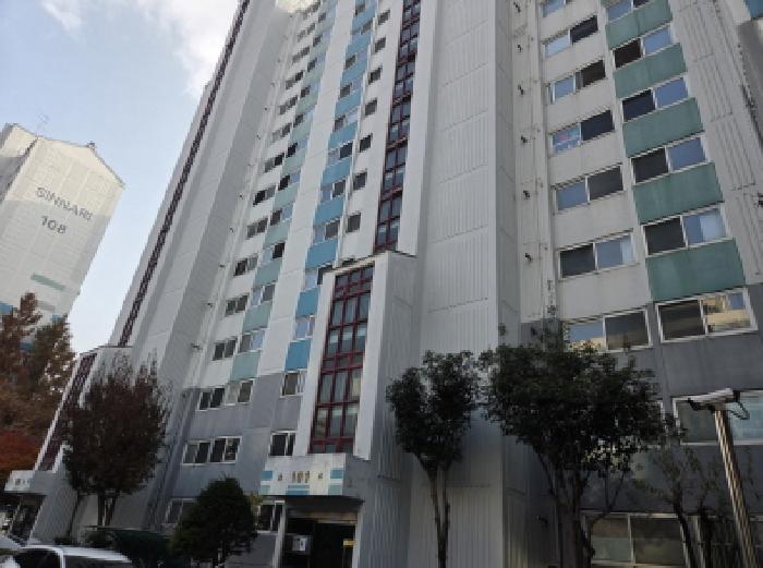 2025타경9469 아파트 · 경상북도 경산시 백천동 588-1 경산백천신나리아파트 101동 8층806호
