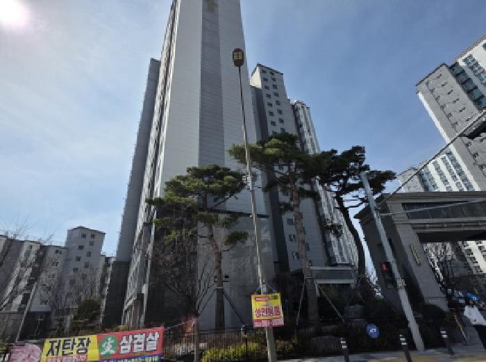 2026타경100310 아파트 · 대구광역시 동구 율암동 1297 대구안심파라곤프레스티지 110동 1층104호