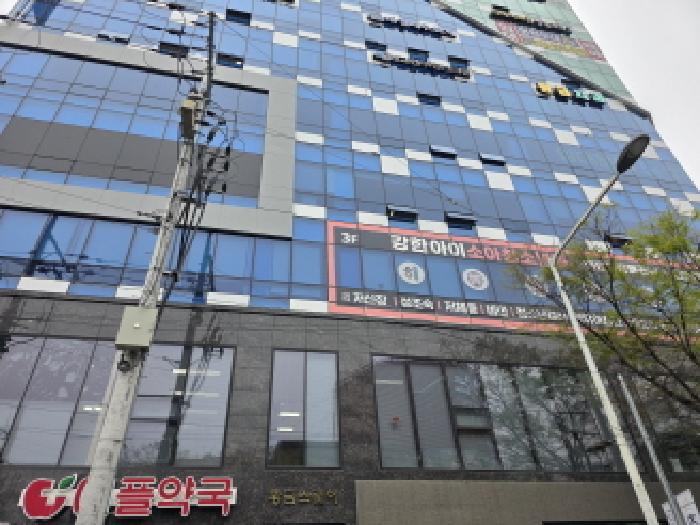 2026타경100355 상가근린 · 대구광역시 수성구 황금동 690-12 주식회사황금스퀘어 4층403호