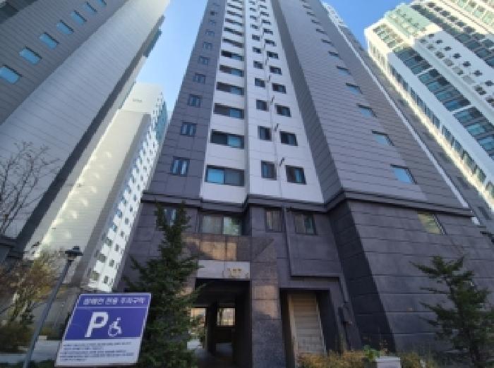 2025타경4323 아파트 · 경상북도 포항시 북구 용흥동 641 양학산케이씨씨스위첸 107동 1층 102호