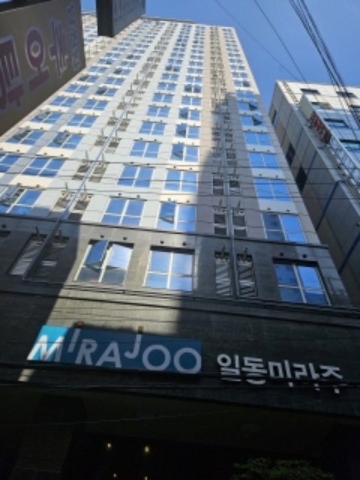 2024타경3038 상가근린 · 부산광역시 중구 충장대로13번길 22(중앙동4가) 19층1913호 (중앙동4가,일동미라주더마린