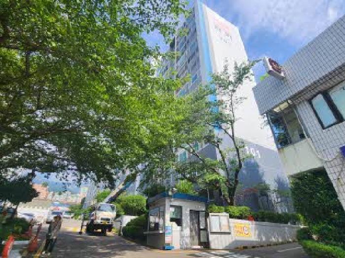 2025타경22012 아파트 · 부산광역시 금정구 남산동 115-30 럭키남산아파트 101동 10층1007호