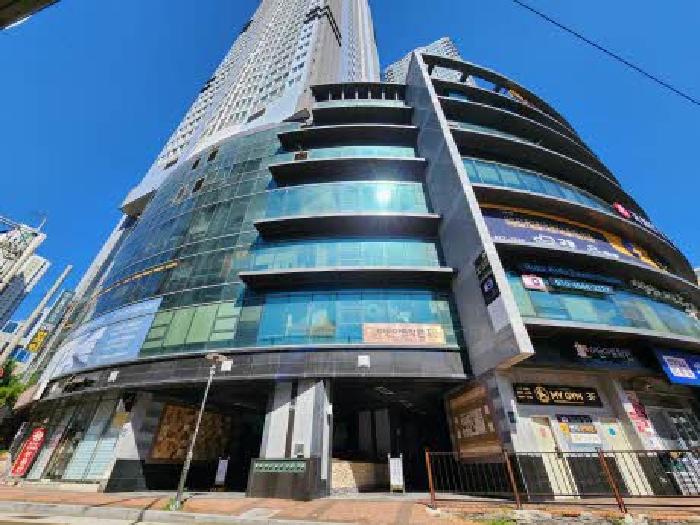 2025타경22312 아파트 · 부산광역시 부산진구 부암동 304-1 마제스타워서면 24층 102-2404호