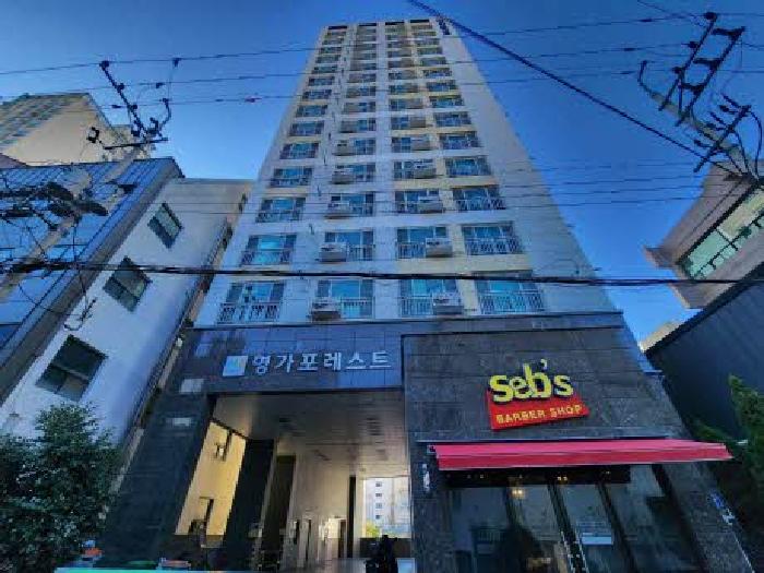 2025타경23037 아파트 · 부산광역시 부산진구 전포동 193-33 명가포레스트 13층1301호