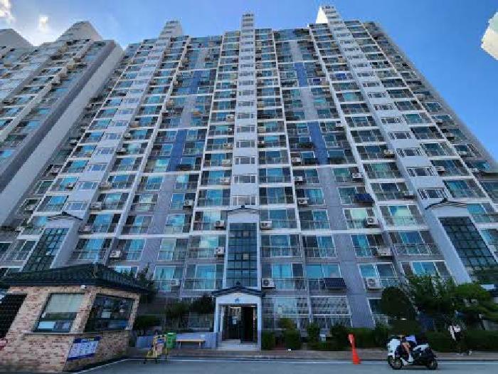 2025타경3776 아파트 · 부산광역시 연제구 거제동 714-144 거제유림아시아드 113동 12층1209호