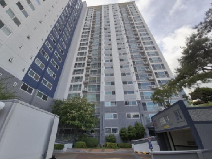 2026타경10715 아파트 · 부산광역시 동래구 사직동 590-3 사직2차 삼정그린코아 아파트 201동 4층406호
