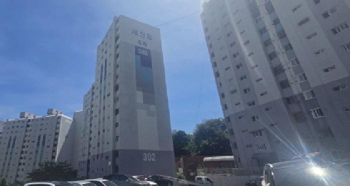 2025타경12290 아파트 · 경상남도 양산시 평산동 46-1 새진흥아파트 301동 3층302호