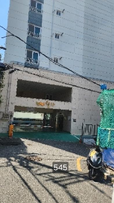 2025타경545 상가근린 · 부산광역시 남구 문현동 408-18 문현동월가아파트 4층402호
